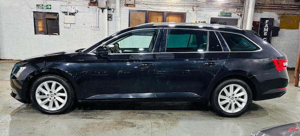 Used Skoda Superb 2018 for sale - 76294689: Photo 9