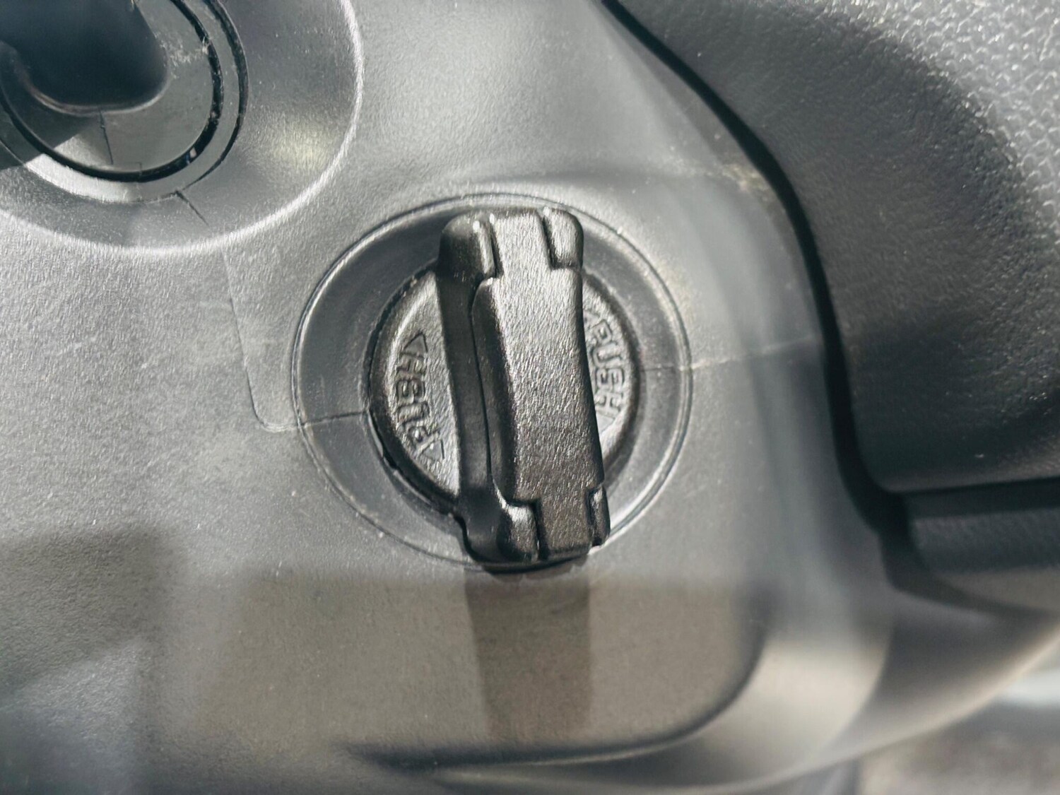 Used Suzuki Swift 2010 for sale - 77908450: Photo 24