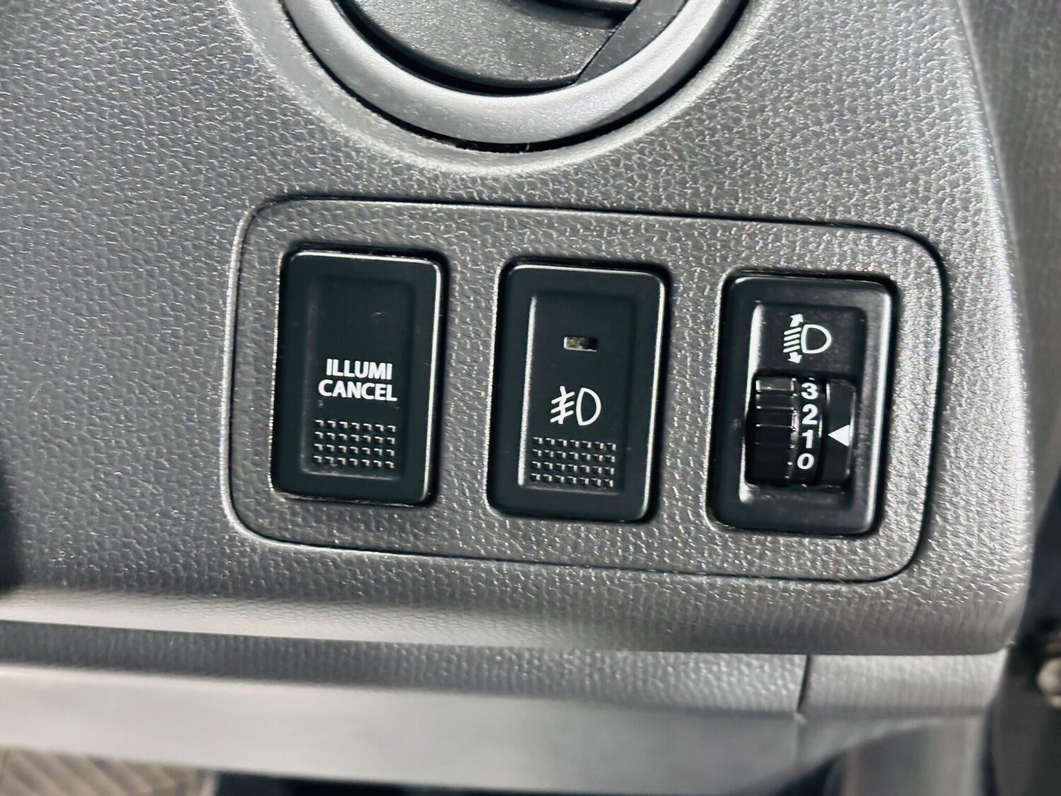 Used Suzuki Swift 2010 for sale - 77908450: Photo 25