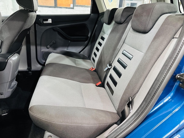 Used Ford Focus 2009 for sale - 76228077: Photo 16