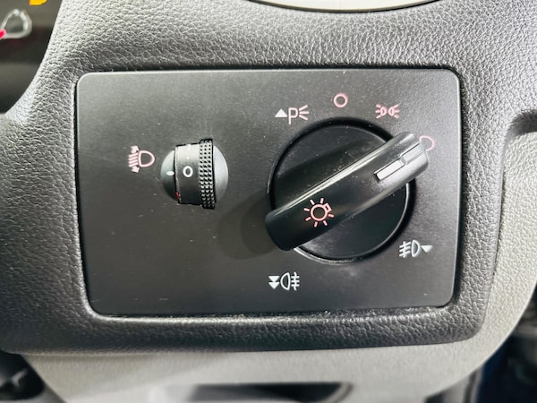 Used Ford Focus 2009 for sale - 76228077: Photo 18