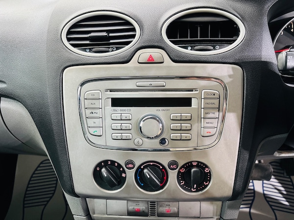 Used Ford Focus 2009 for sale - 76228077: Photo 21