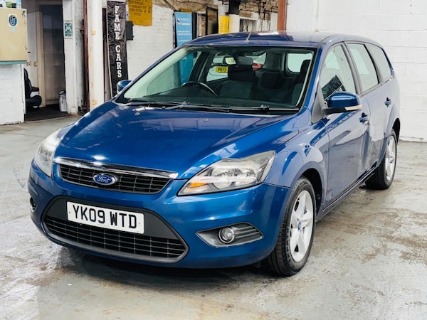 Used Ford Focus 2009 for sale - 76228077: Photo 4