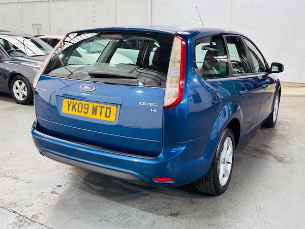 Used Ford Focus 2009 for sale - 76228077: Photo 5