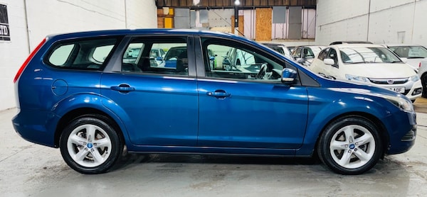 Used Ford Focus 2009 for sale - 76228077: Photo 8
