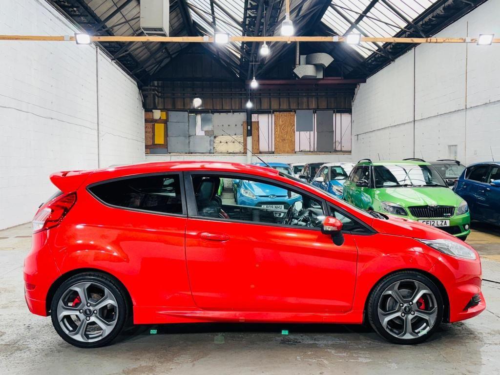 Used Ford Fiesta 2016 for sale - 77054098: Photo 9