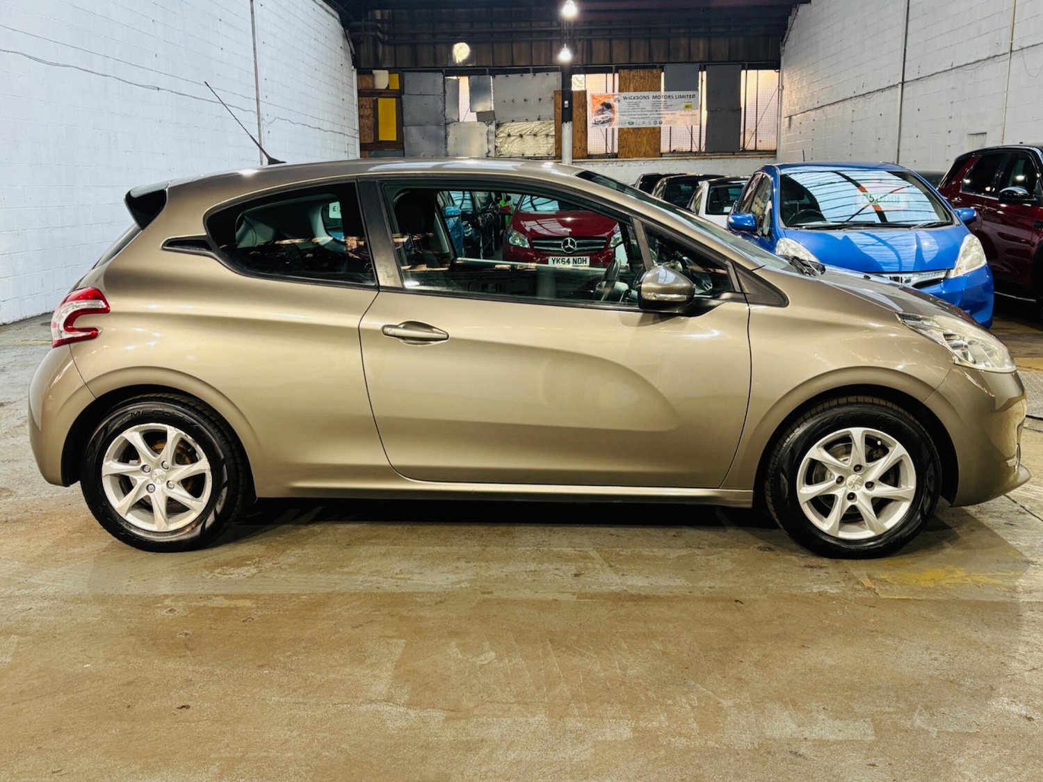 Used Peugeot 208 2014 for sale - 78171023: Photo 8