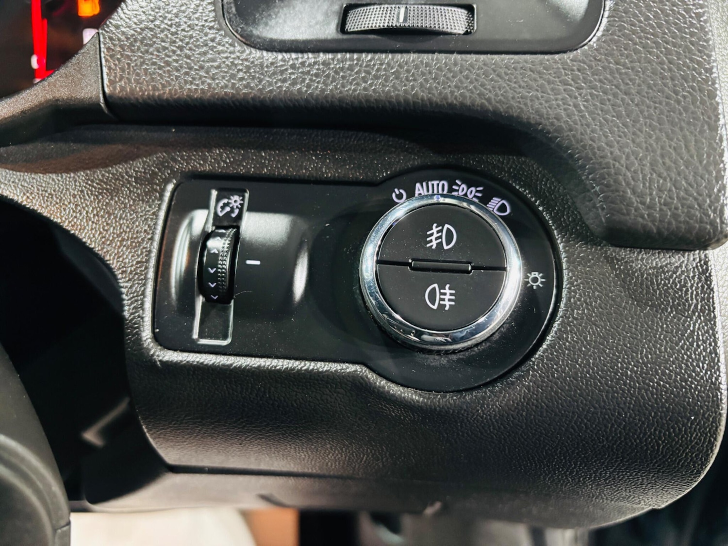 Used Vauxhall Insignia 2014 for sale - 76976820: Photo 26