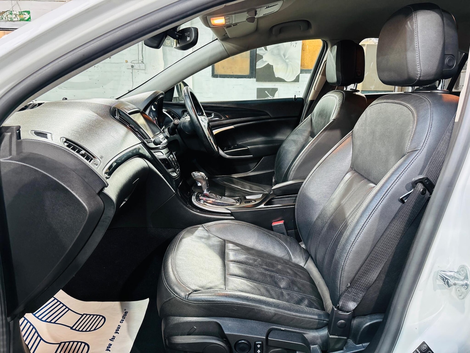 Used Vauxhall Insignia 2015 for sale - 76644840: Photo 15