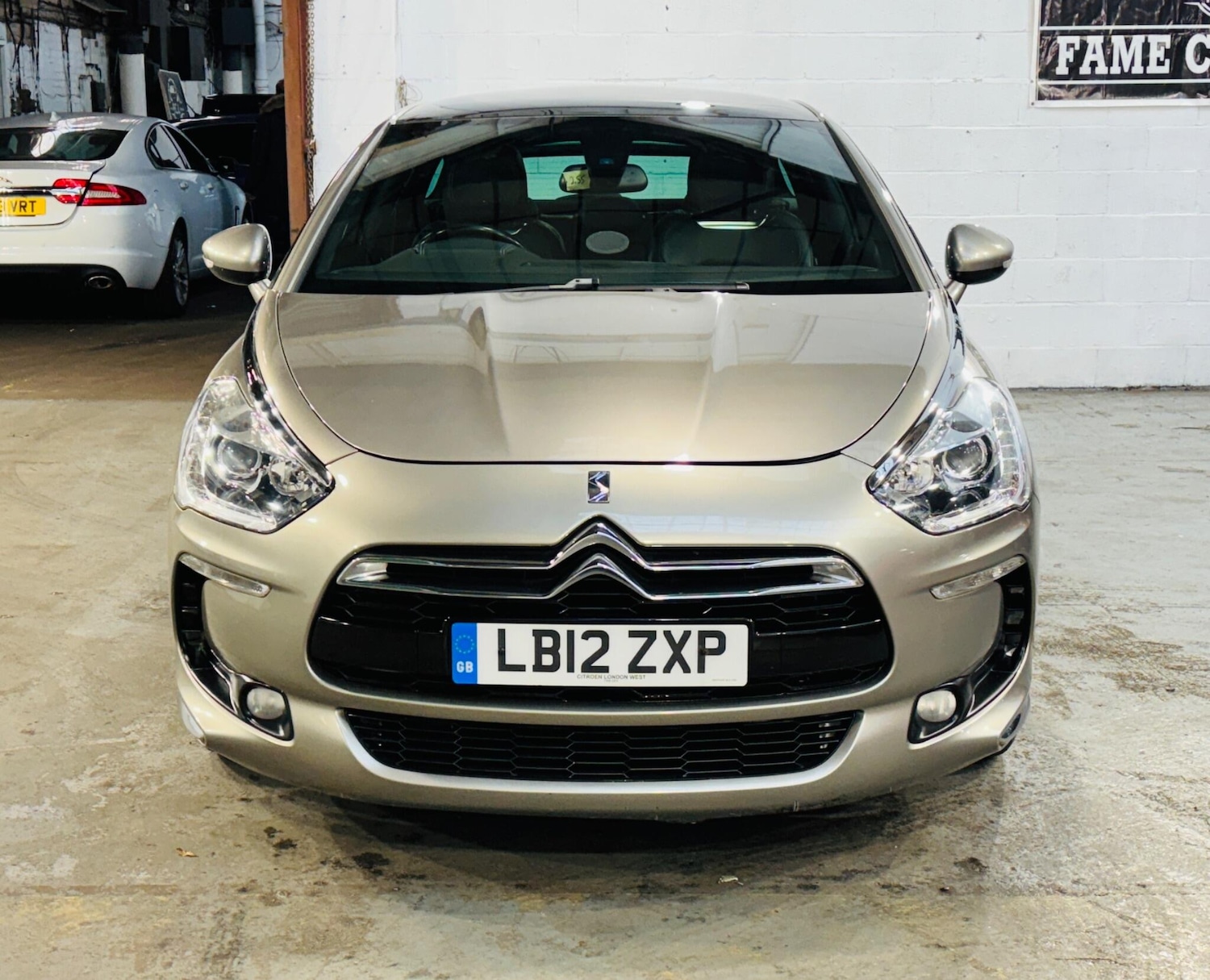 Used Citroen DS5 2012 for sale - 76377960: Photo 2