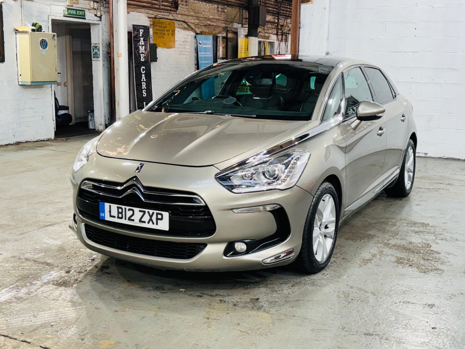 Used Citroen DS5 2012 for sale - 76377960: Photo 4