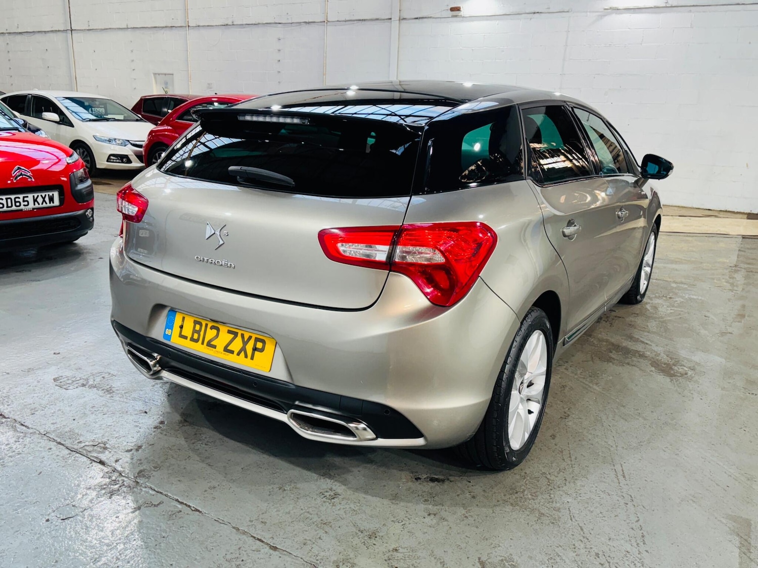 Used Citroen DS5 2012 for sale - 76377960: Photo 5