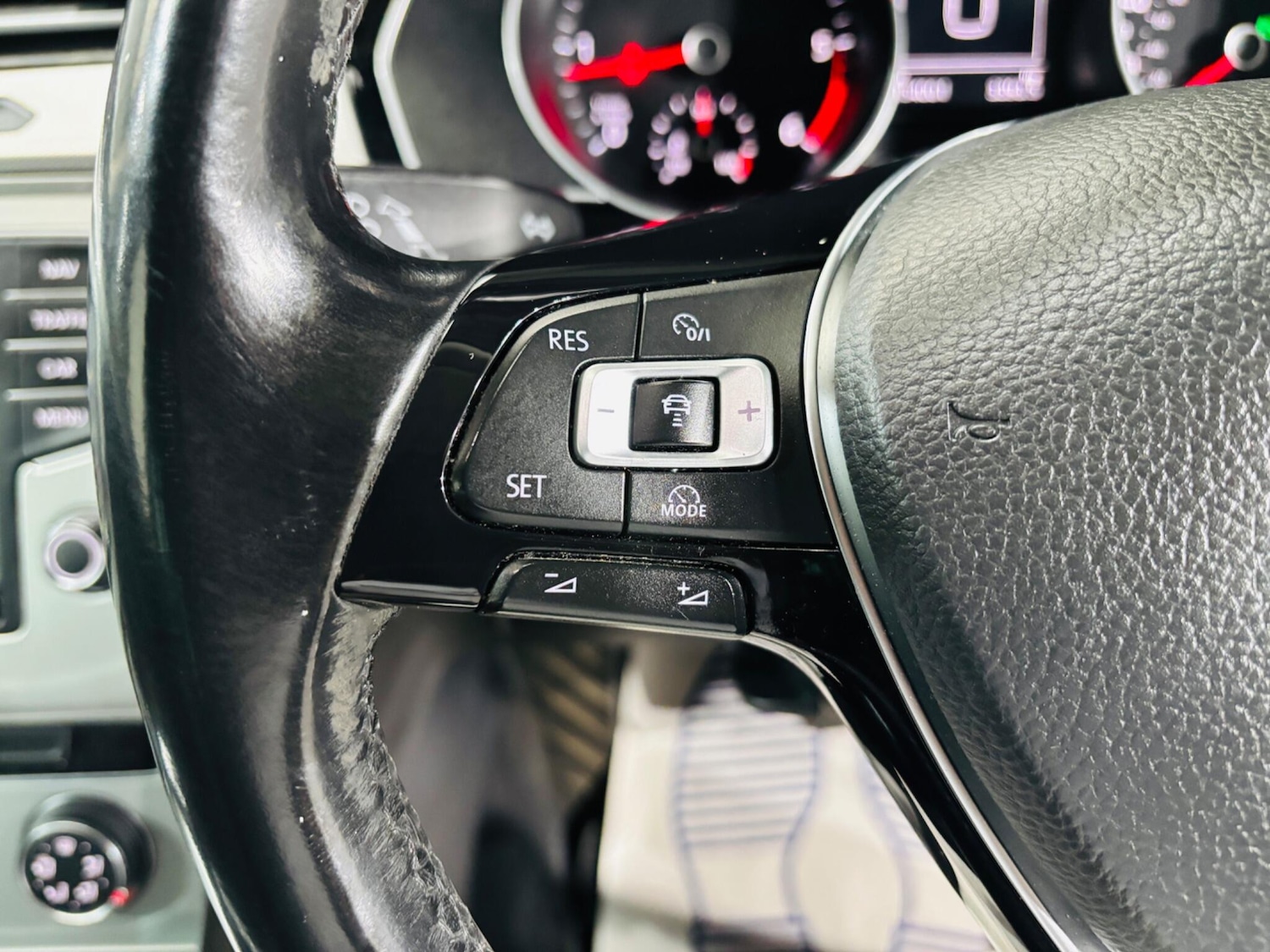 Used Volkswagen Passat 2015 for sale - 76993063: Photo 22