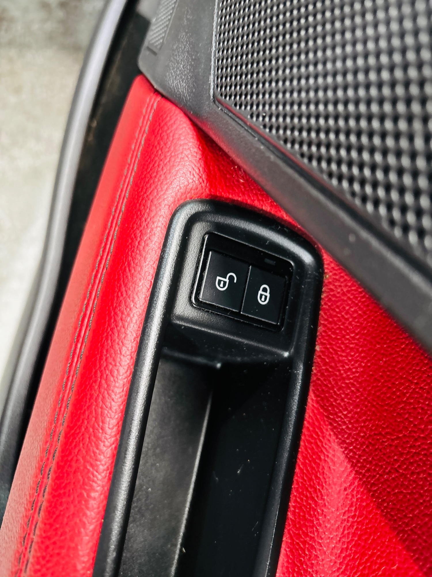 Used Jaguar XE 2016 for sale - 76992562: Photo 19