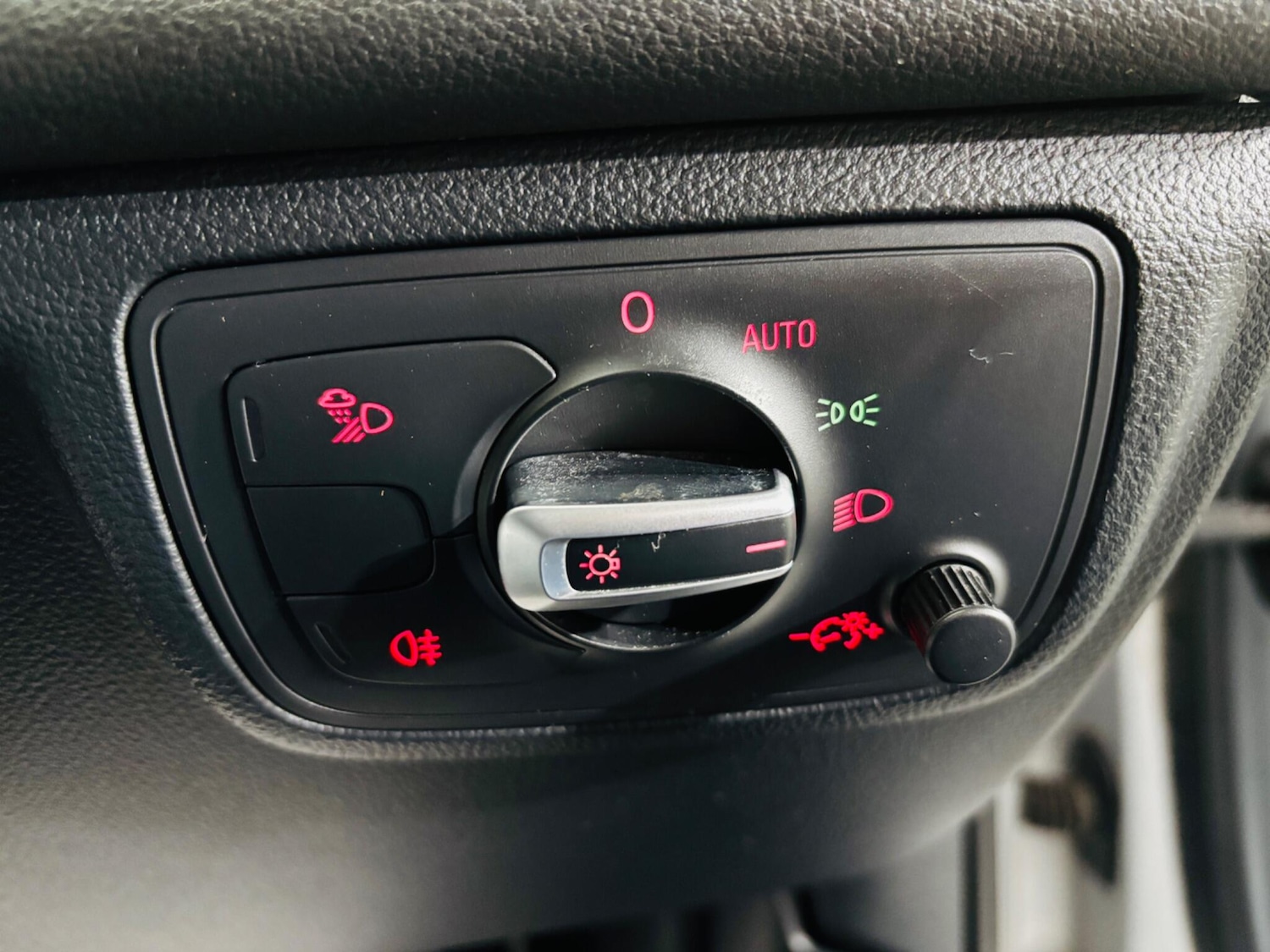 Used Audi A6 2011 for sale - 76994759: Photo 20