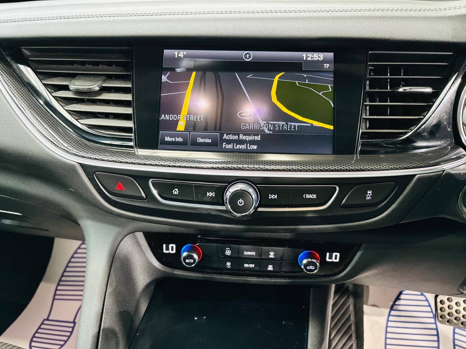 Used Vauxhall Insignia 2018 for sale - 77839697: Photo 22