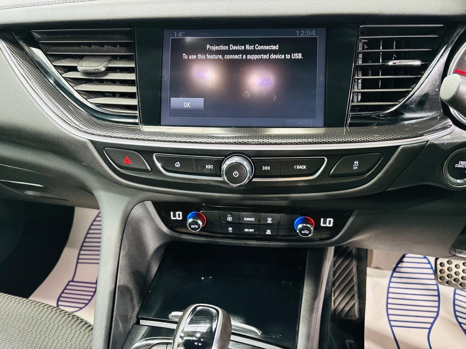 Used Vauxhall Insignia 2018 for sale - 77839697: Photo 26