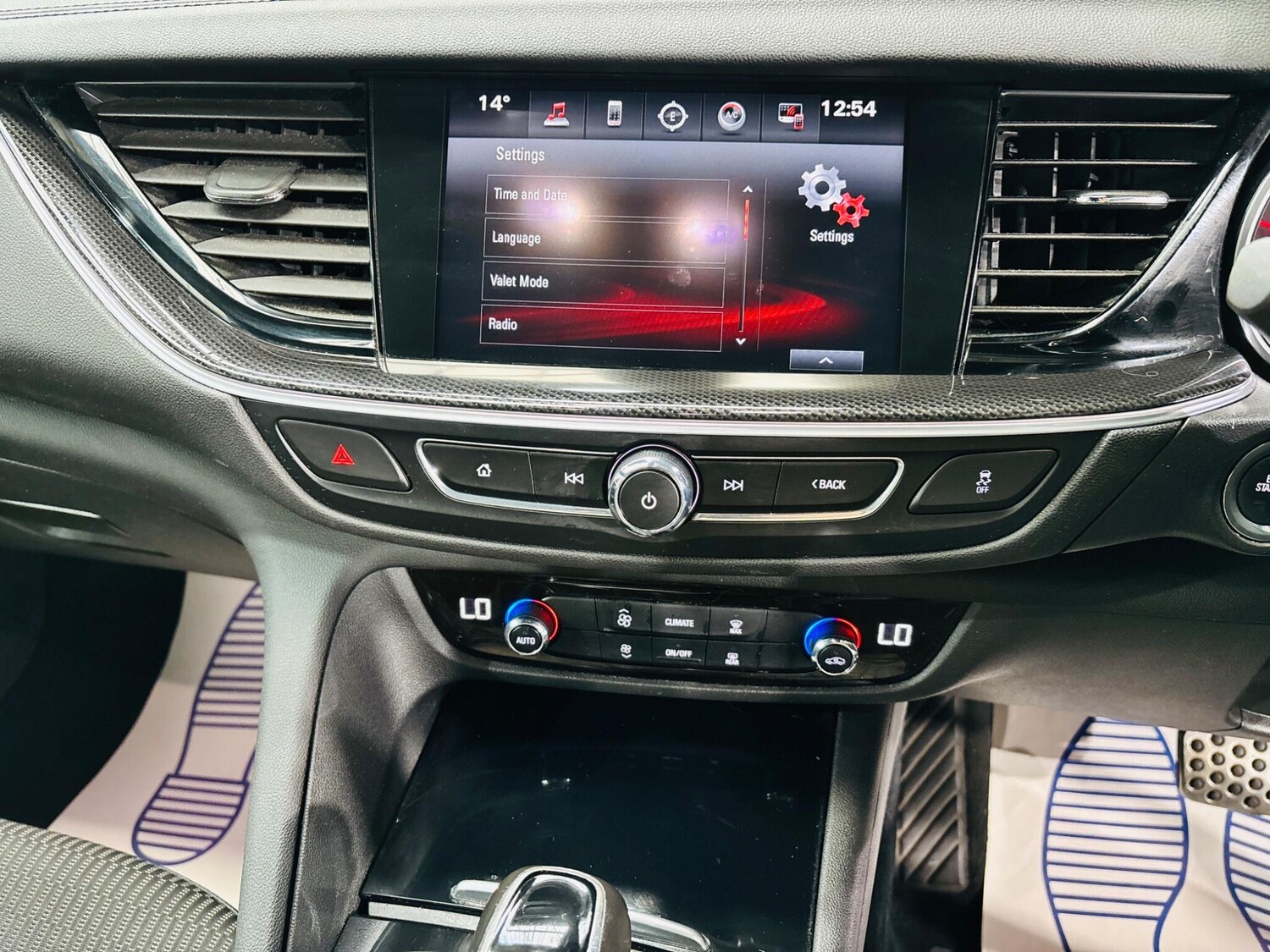 Used Vauxhall Insignia 2018 for sale - 77839697: Photo 28