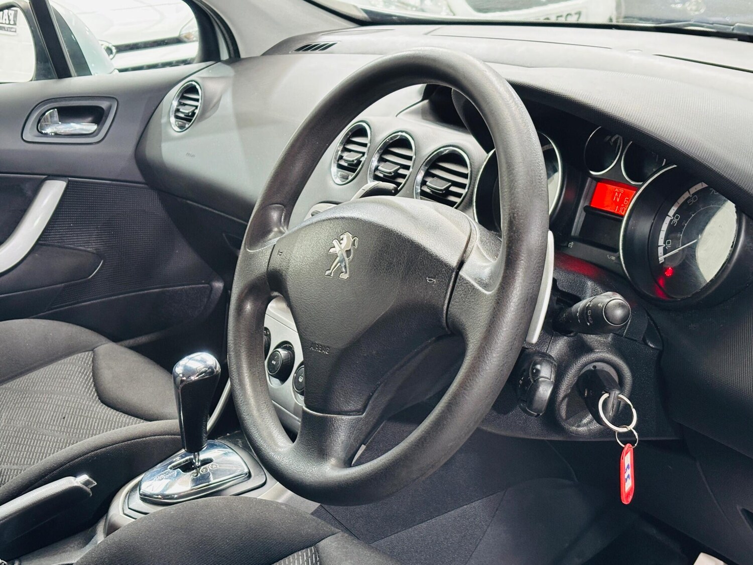 Used Peugeot 308 for sale - 78185549: Photo 11