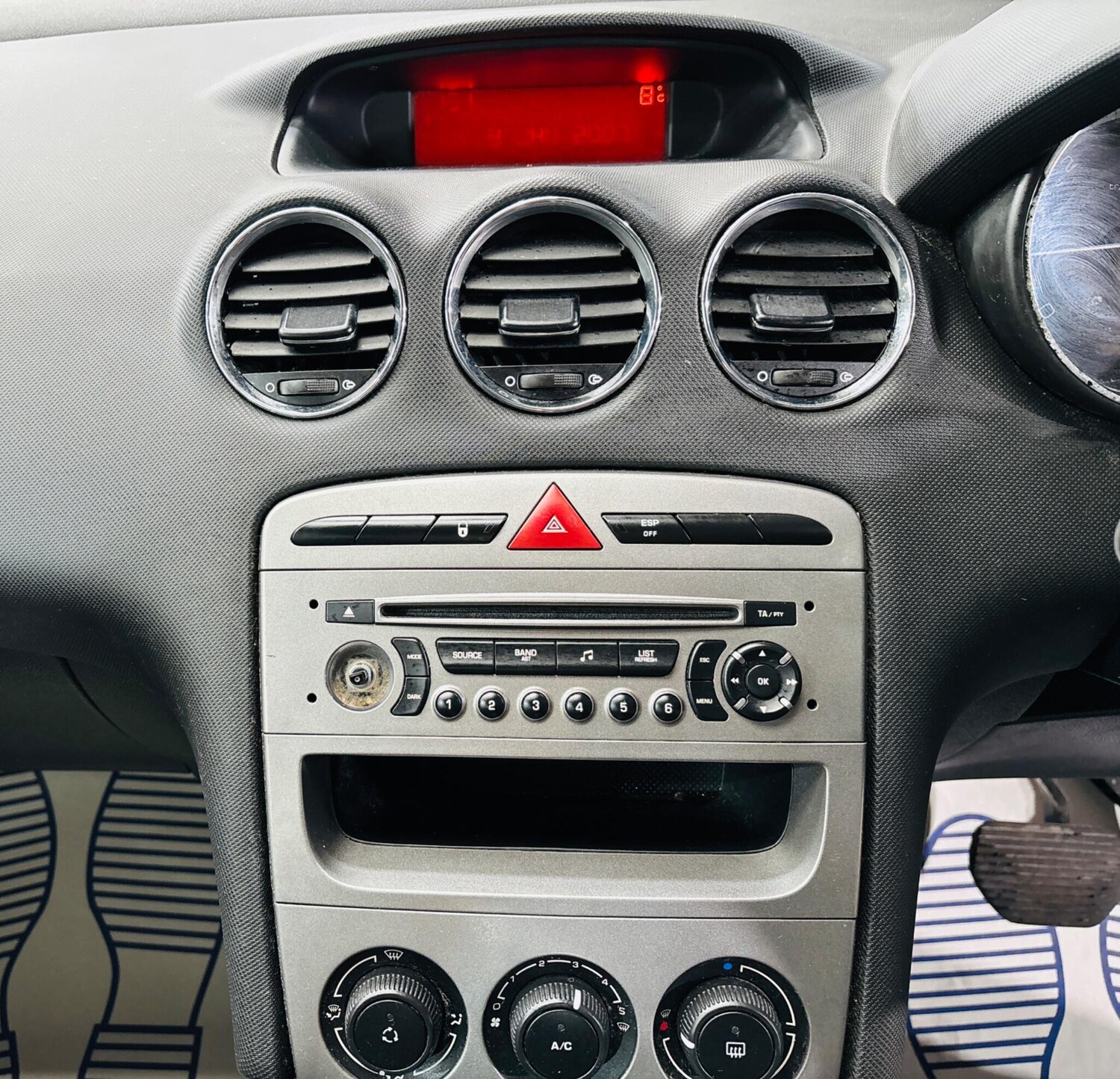 Used Peugeot 308 for sale - 78185549: Photo 18