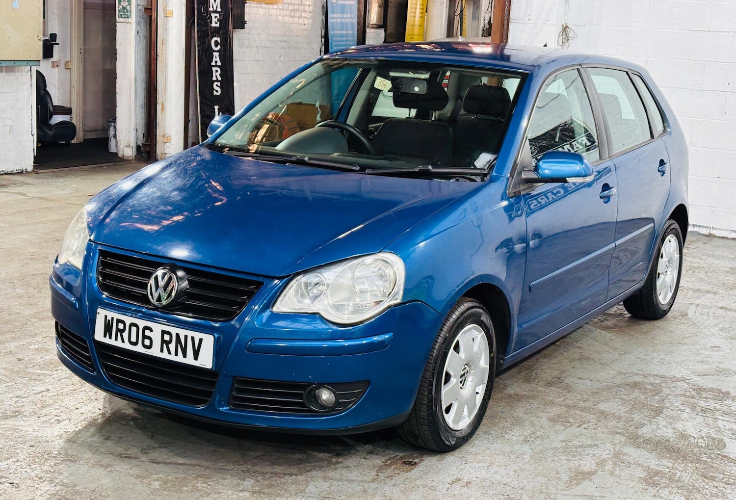 Used Volkswagen Polo 2006 for sale - 76936684: Photo 4