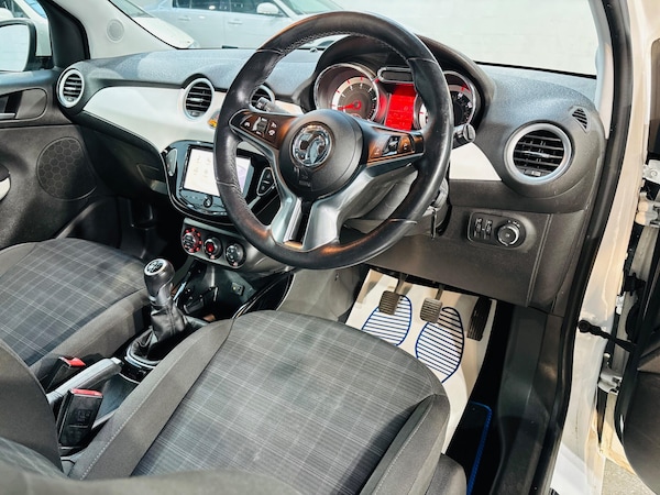 Used Vauxhall ADAM 2015 for sale - 76200325: Photo 10