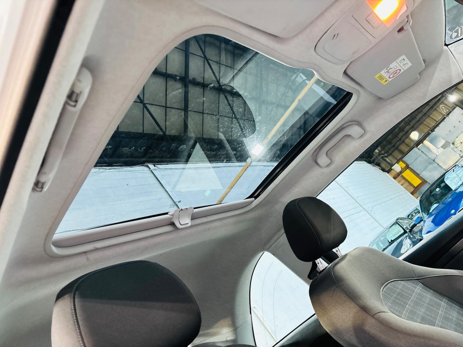 Used Vauxhall ADAM 2015 for sale - 76200325: Photo 20