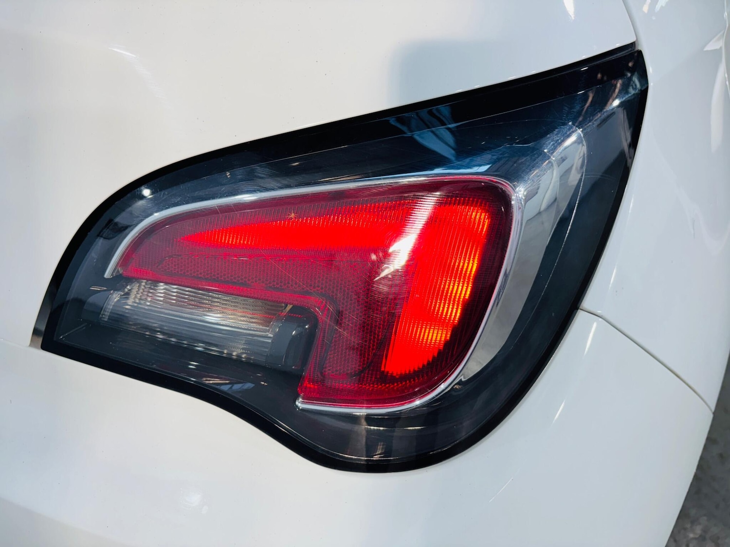 Used Vauxhall ADAM 2015 for sale - 76200325: Photo 33