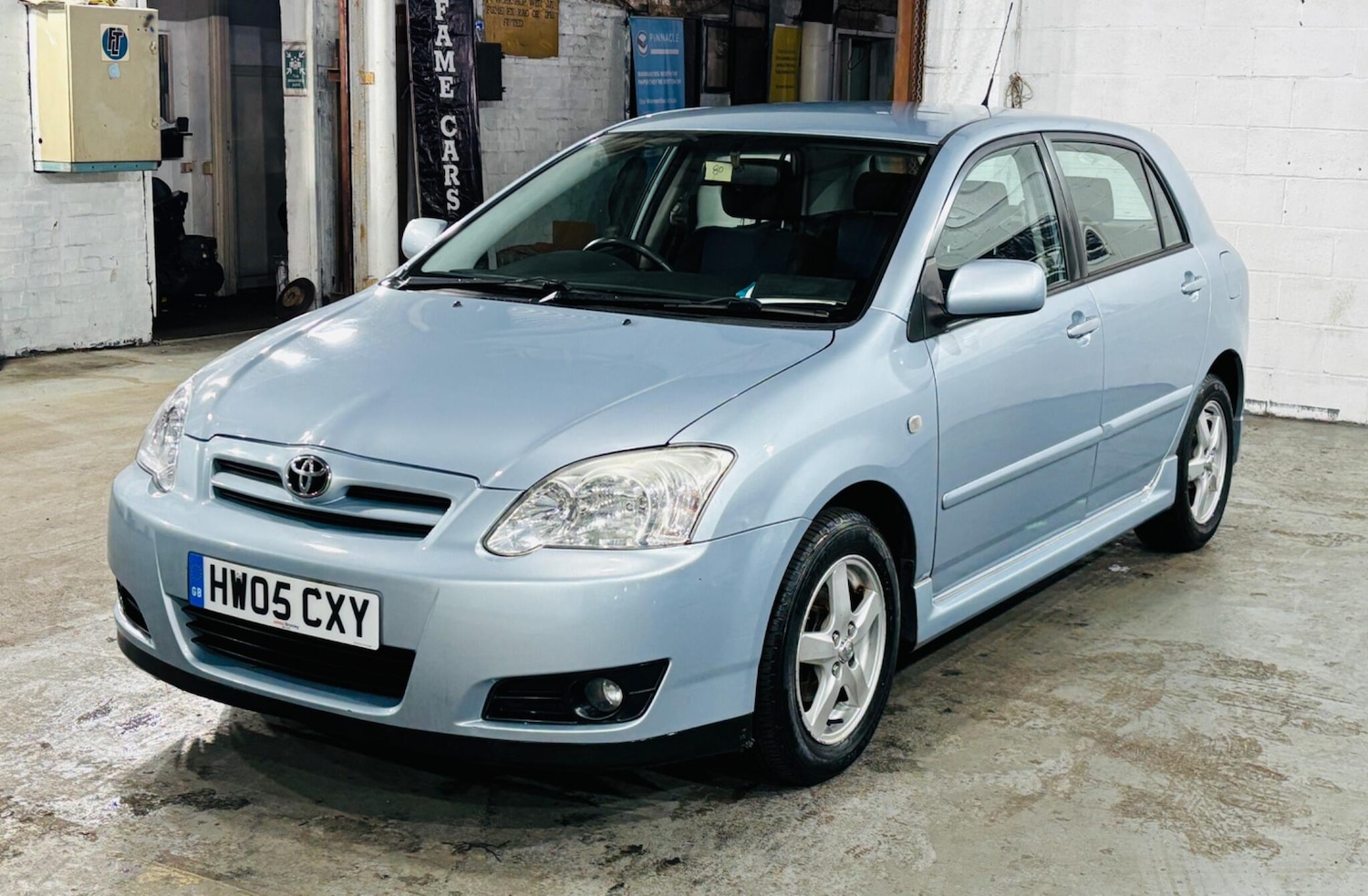 Used Toyota Corolla 2005 for sale - 78157425: Photo 4