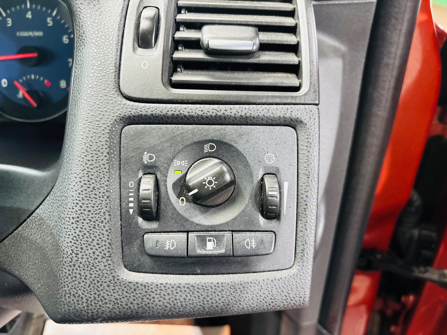 Used Volvo C30 2012 for sale - 78006911: Photo 17