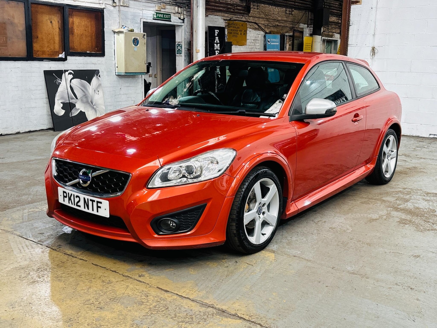 Used Volvo C30 2012 for sale - 78006911: Photo 4