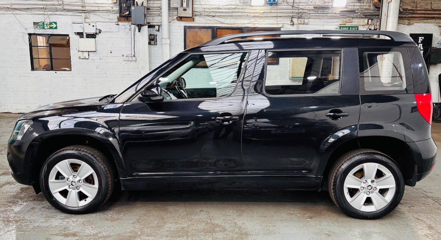 Used Skoda Yeti 2014 for sale - 75781516: Photo 9