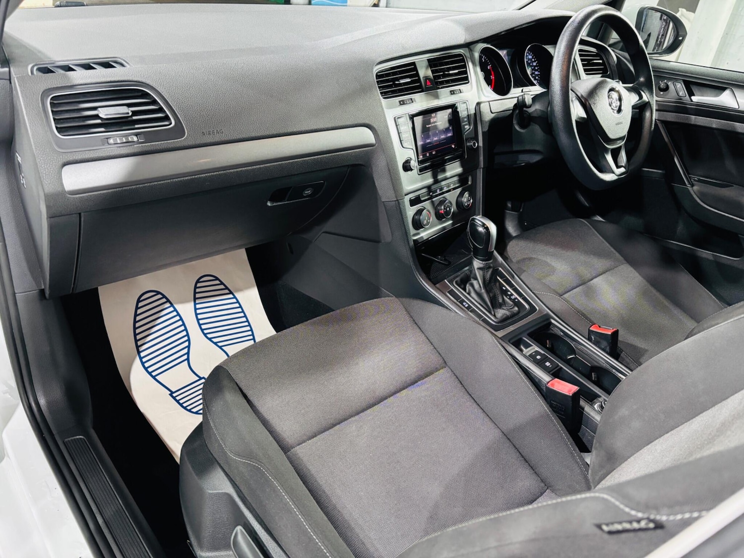 Used Volkswagen Golf 2014 for sale - 76562427: Photo 14