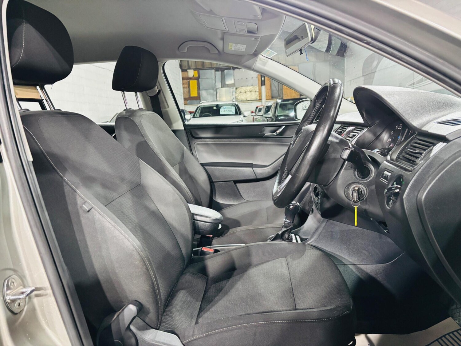 Used Skoda Rapid Spaceback 2014 for sale - 77468722: Photo 13