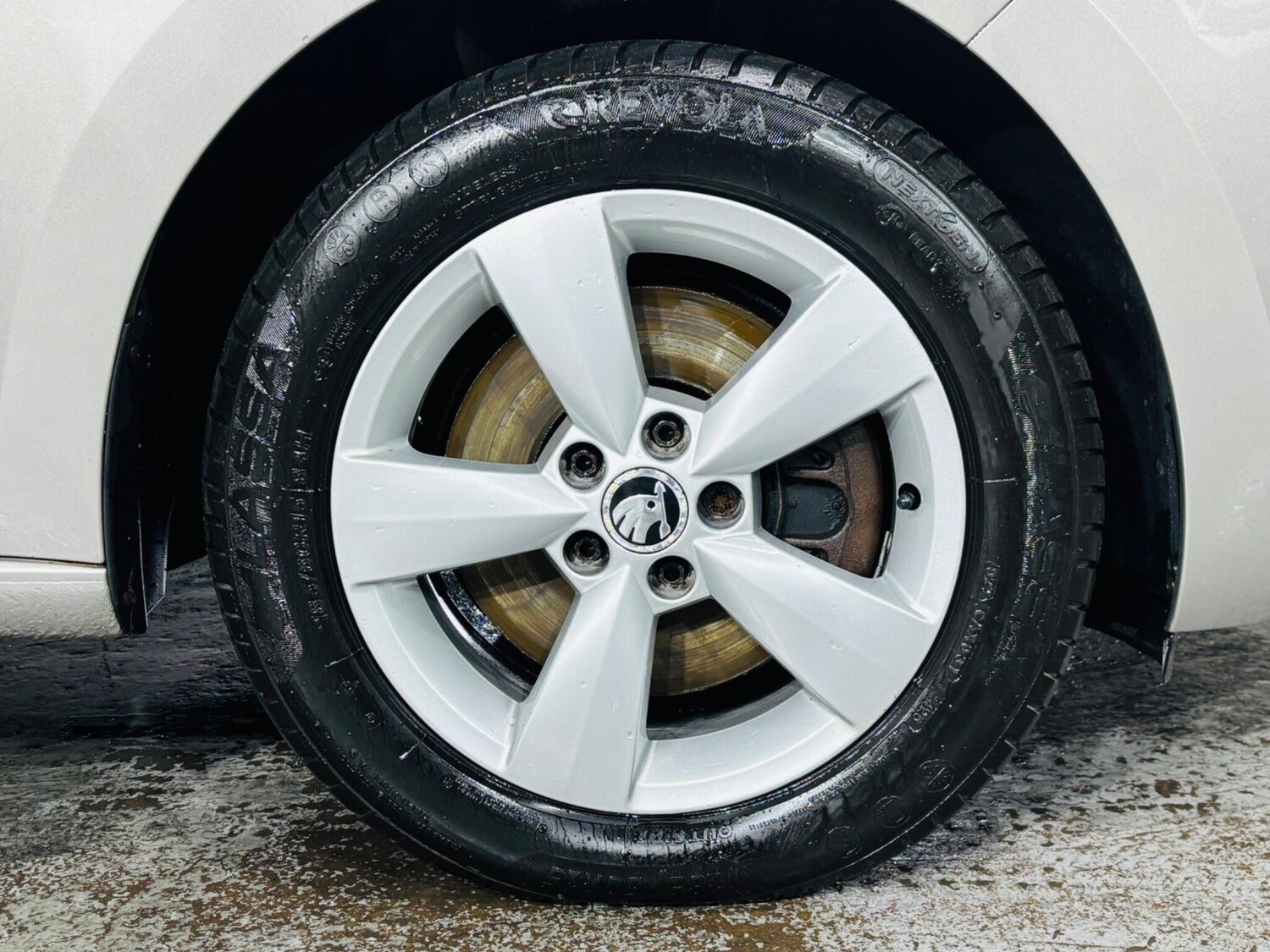 Used Skoda Rapid Spaceback 2014 for sale - 77468722: Photo 26