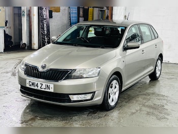 Used Skoda Rapid Spaceback 2014 for sale - 77468722: Photo