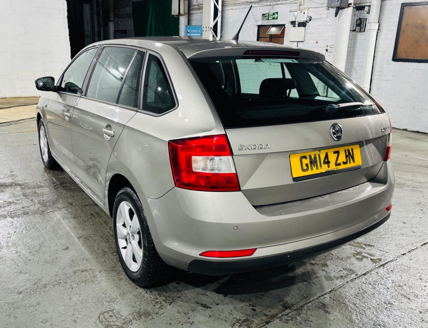 Used Skoda Rapid Spaceback 2014 for sale - 77468722: Photo 7