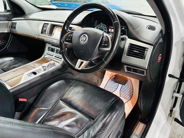 Used Jaguar XF 2013 for sale - 76314366: Photo 10