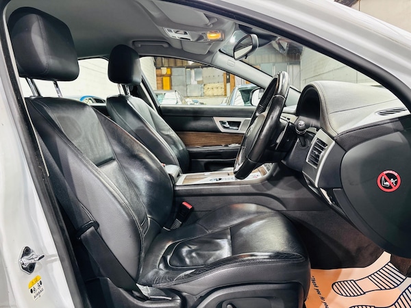 Used Jaguar XF 2013 for sale - 76314366: Photo 13