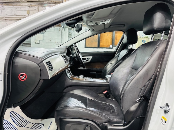 Used Jaguar XF 2013 for sale - 76314366: Photo 15