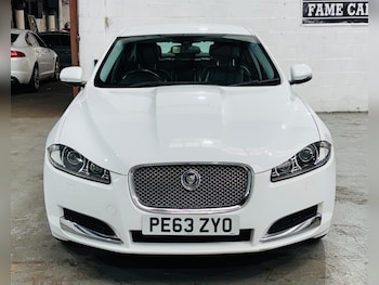 Used Jaguar XF 2013 for sale - 76314366: Photo 2