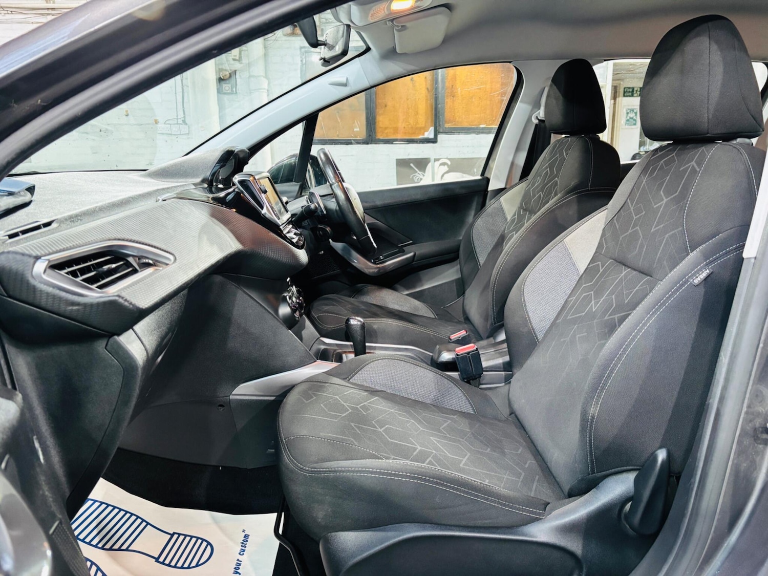 Used Peugeot 2008 2016 for sale - 77658742: Photo 15