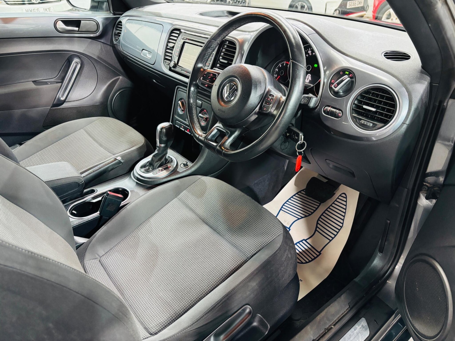 Used Volkswagen Beetle 2013 for sale - 77229773: Photo 10