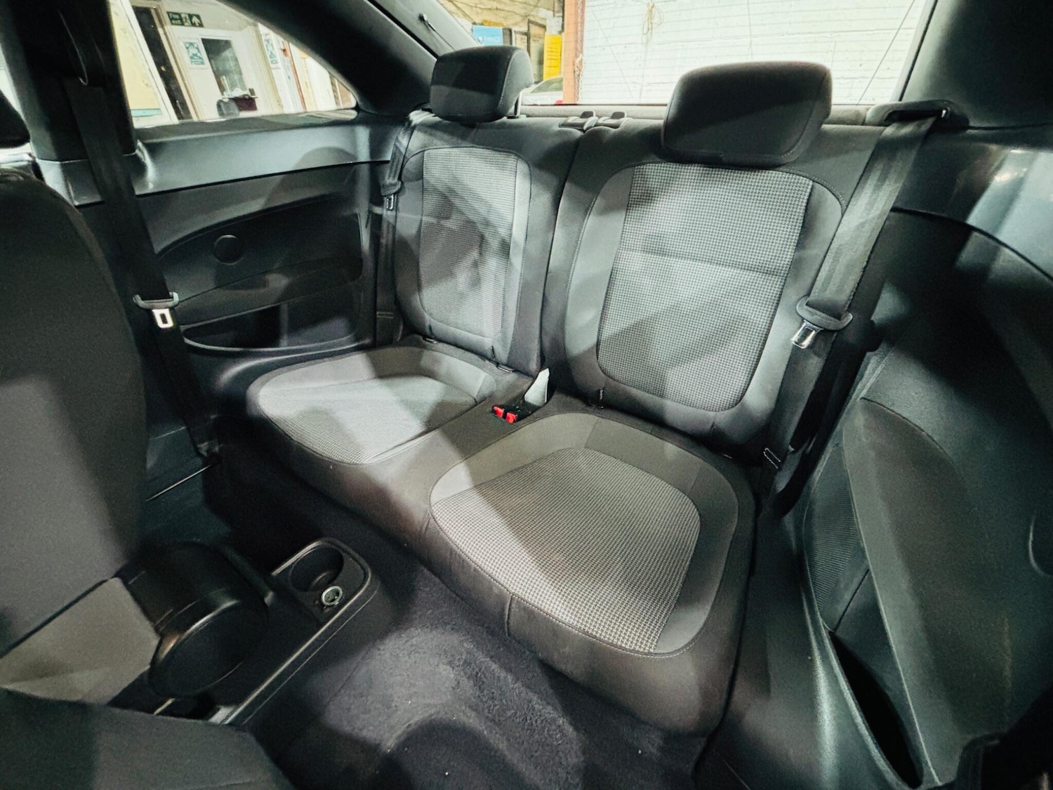 Used Volkswagen Beetle 2013 for sale - 77229773: Photo 16