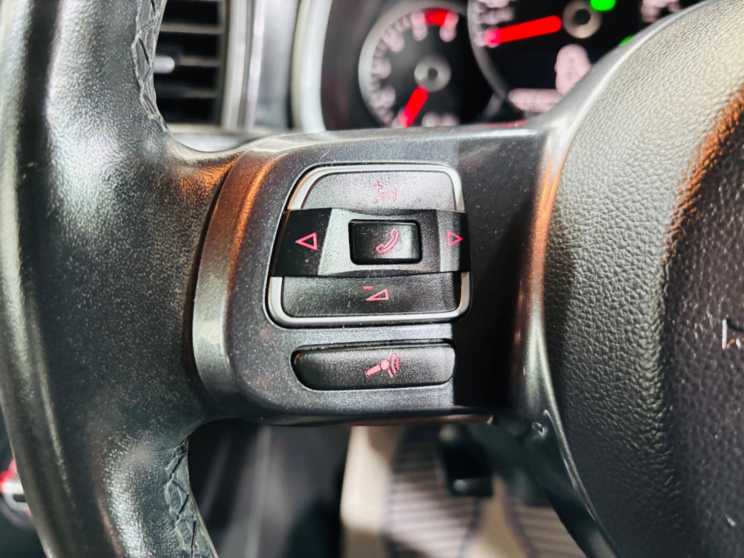 Used Volkswagen Beetle 2013 for sale - 77229773: Photo 20