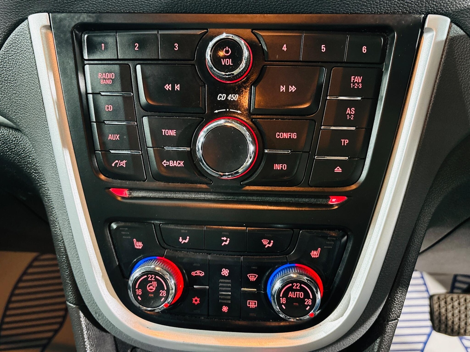 Used Vauxhall Mokka 2016 for sale - 76314575: Photo 24