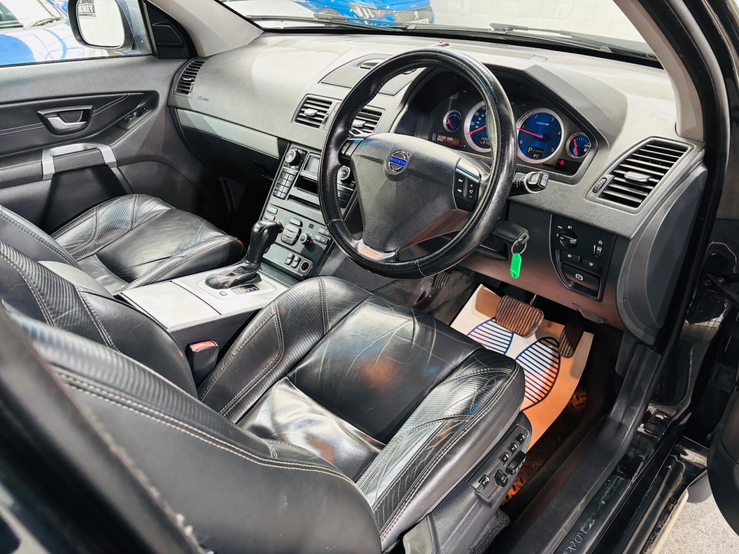 Used Volvo XC90 2013 for sale - 77892880: Photo 10