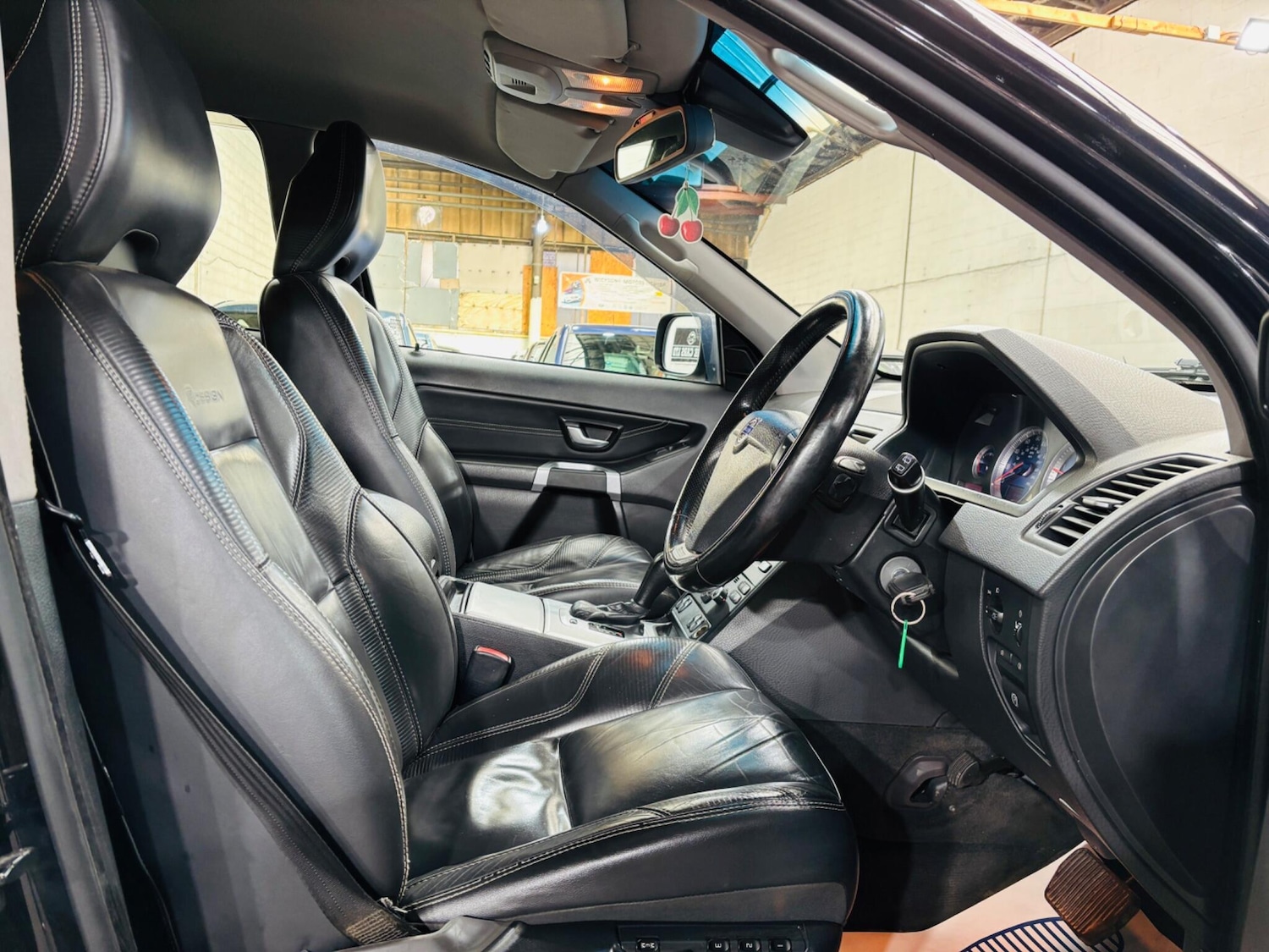 Used Volvo XC90 2013 for sale - 77892880: Photo 13