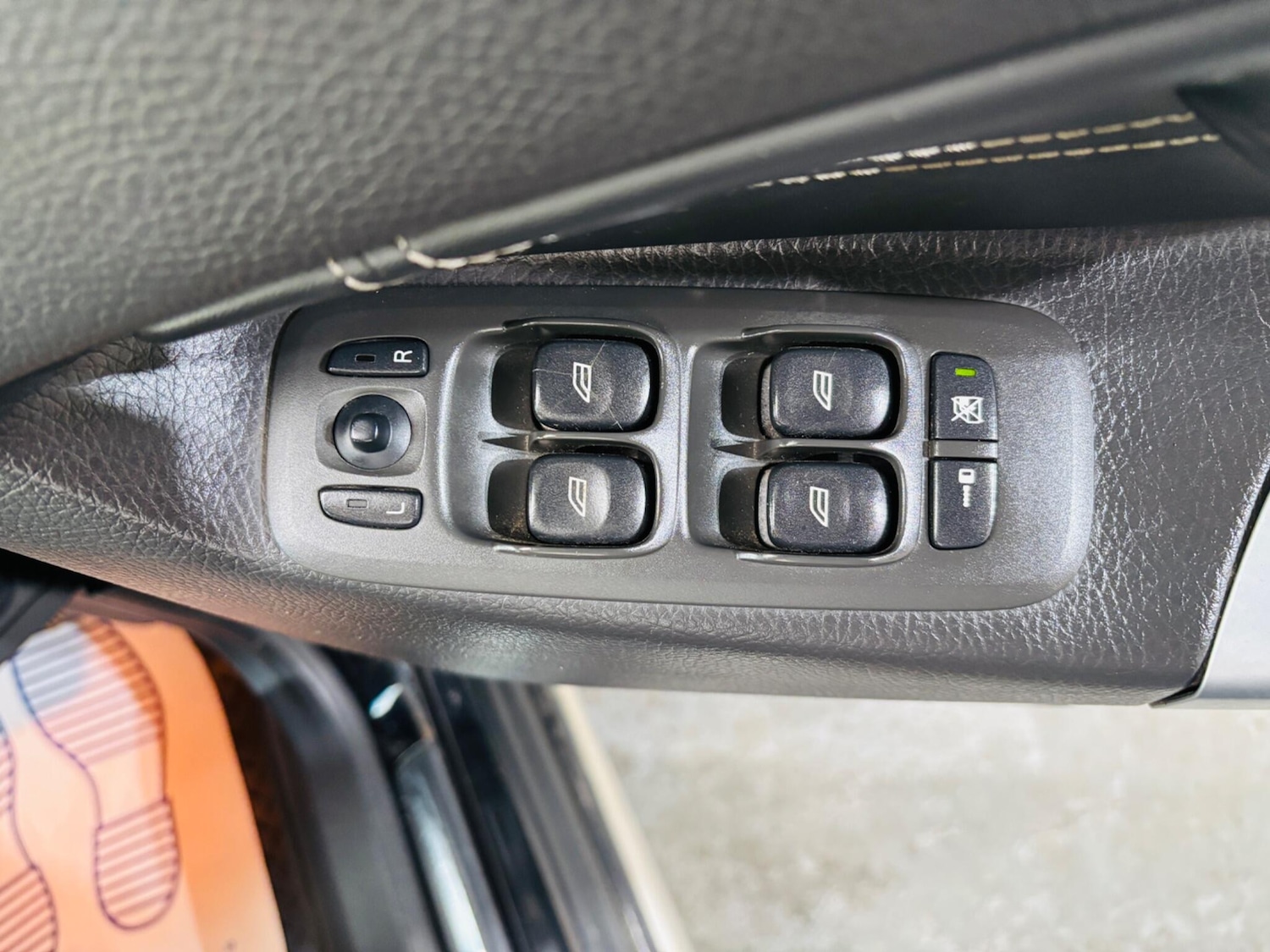 Used Volvo XC90 2013 for sale - 77892880: Photo 18