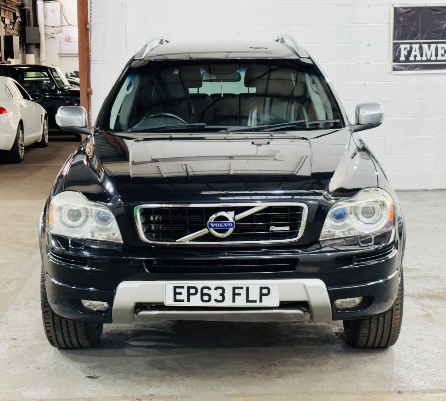 Used Volvo XC90 2013 for sale - 77892880: Photo 2
